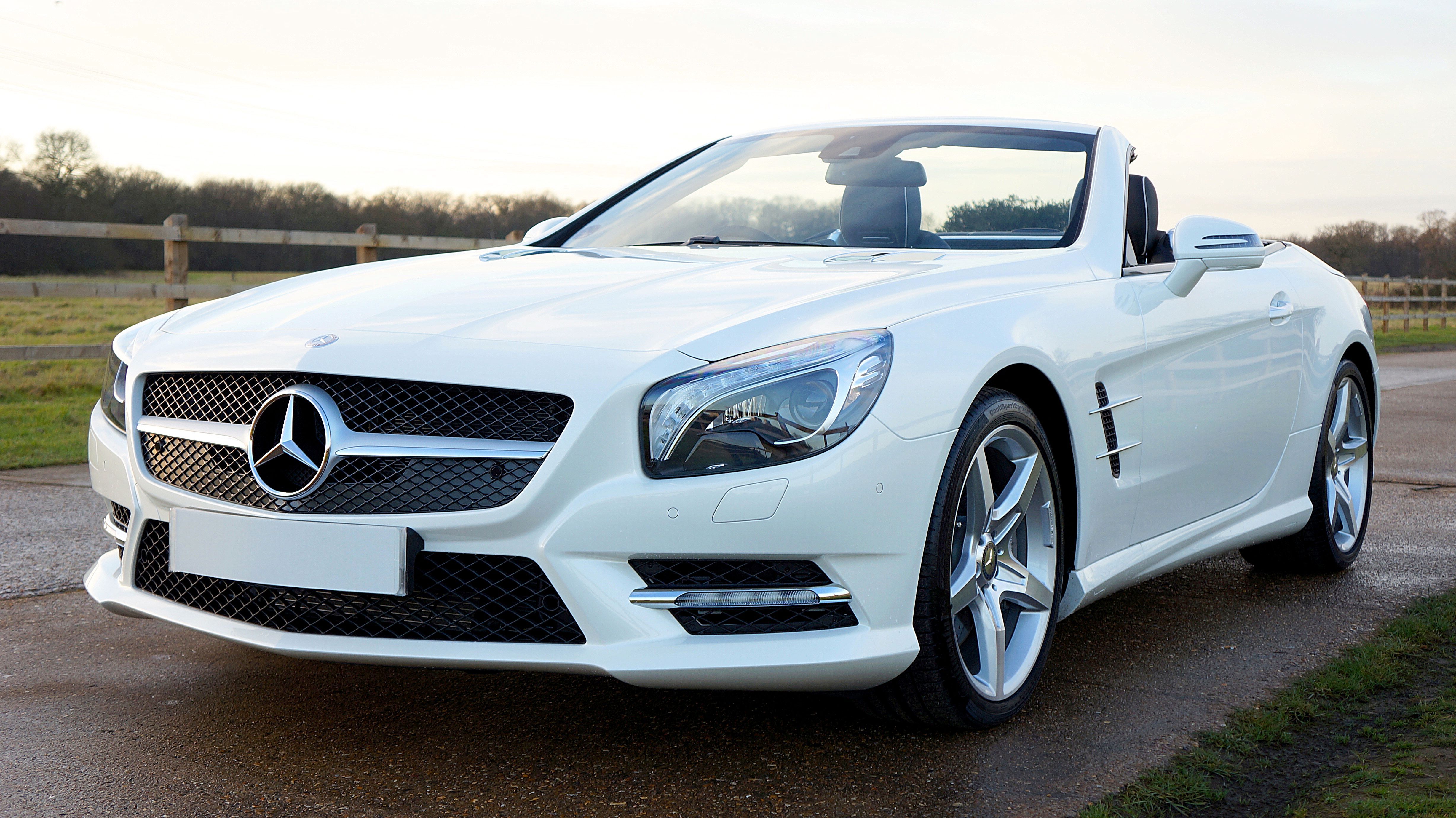 Luxury Car Rental Explained: Explore Premium Driving Experiences, Comfort Features & Smart Suggestions