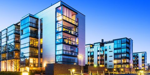 Commercial Real Estate Investment Guide: Essential Tips, Insights & Market Knowledge