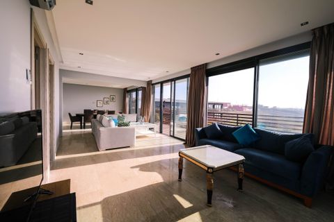Luxurious Apartment Buying Explained: Explore Property Evaluation, Design Features & Smart Suggestions
