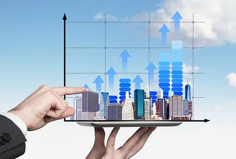 Commercial Real Estate Guide: Investment and Market Insights